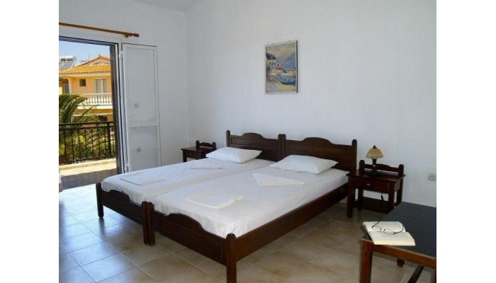 Sunny Studios & Apartments poza 3