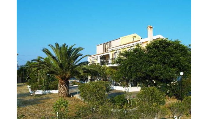 Sunny Studios & Apartments poza 2