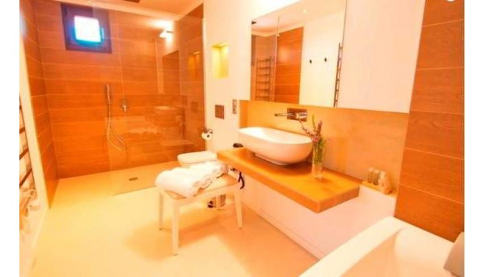 Bennoc Petit Hotel poza 0