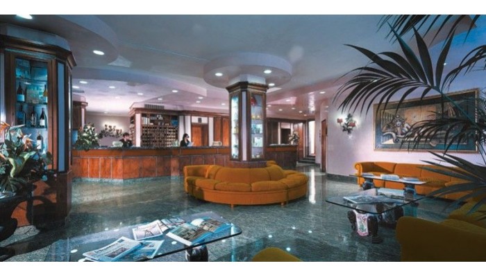 Bw Grand Hotel Guinigi poza 0