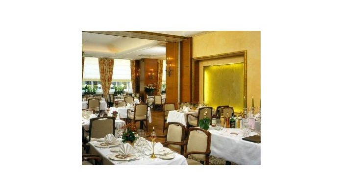 Hotel Grand Cravat poza 4