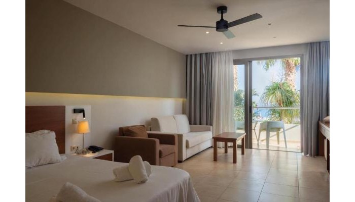 The Noverian Scenic Hilltop Villa Resort & Spa poza 5