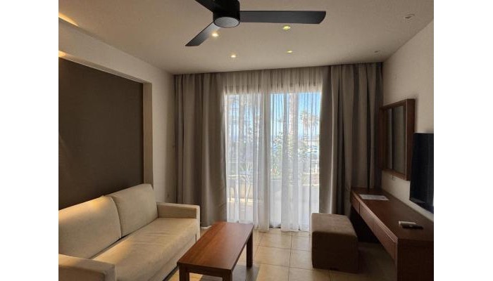 The Noverian Scenic Hilltop Villa Resort & Spa poza 16