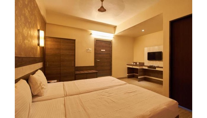 Hotel Summit Chandertal Regency And Spa poza 0