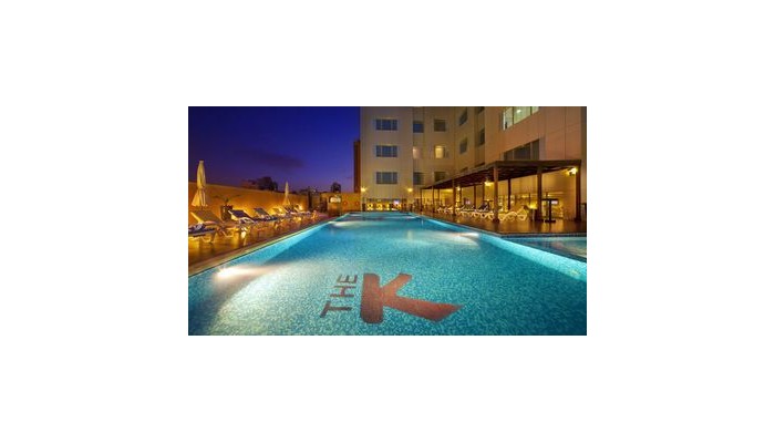 K Hotel poza 8