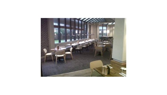 Hotel Hilton Airport poza 4