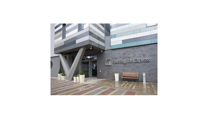 Hotel Holiday Inn Express Men Arena poza 8