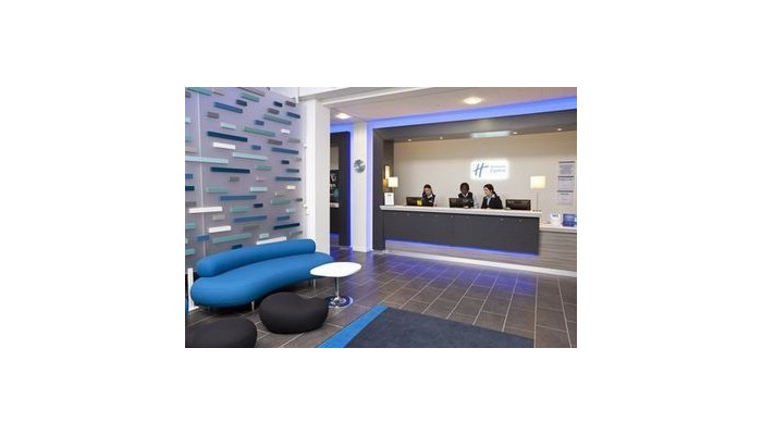 Hotel Holiday Inn Express Men Arena poza 6