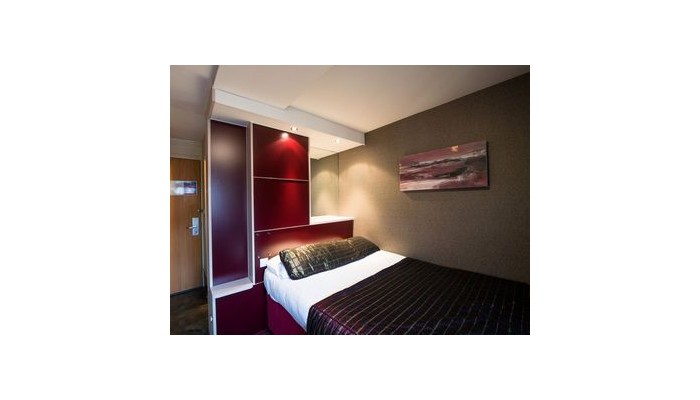 Pendulum Hotel poza 8