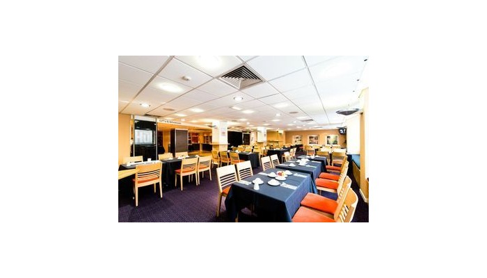 Pendulum Hotel poza 5