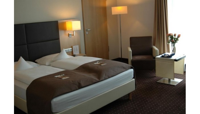 Best Western Plus Hotel Lanzcarre poza 8