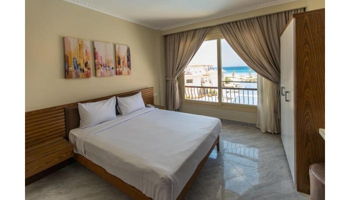 Aqua Heneish Beach Resort poza 2