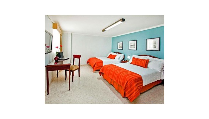 Lukas Hotel poza 4