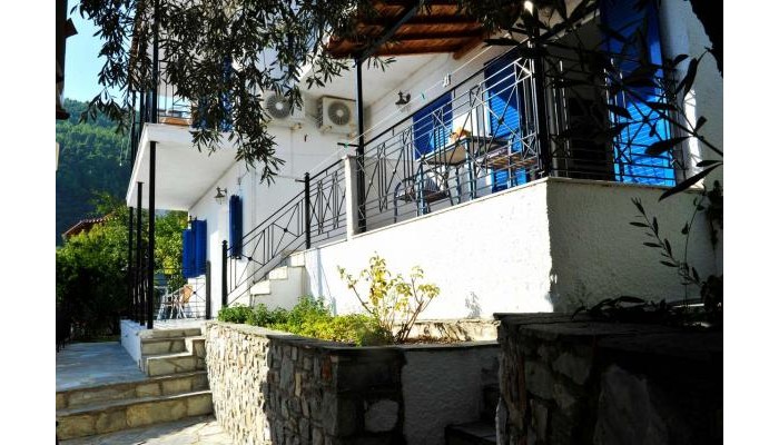 Fengeros Village poza 5