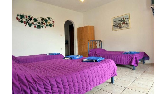 Fengeros Village poza 17