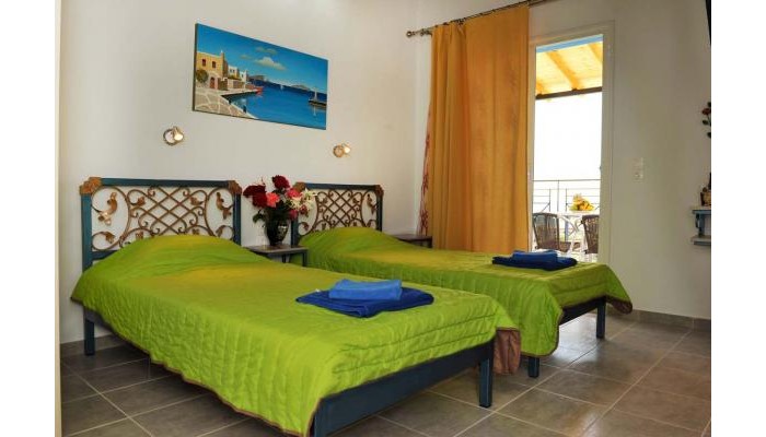 Fengeros Village poza 13