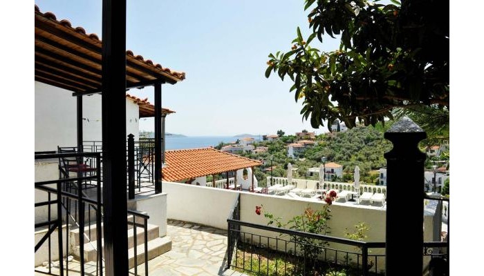 Fengeros Village poza 6