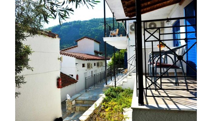 Fengeros Village poza 4