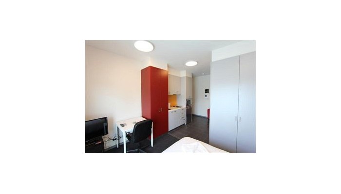 Alston Apartments poza 11