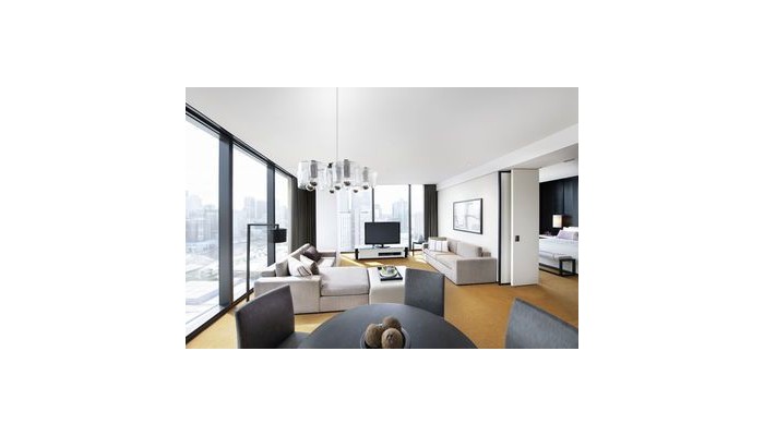 Hotel Crown Metropol poza 7