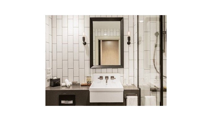 Hotel Doubletree By Hilton Flinders Street poza 3