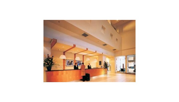 Hotel Holiday Inn On Flinders poza 0