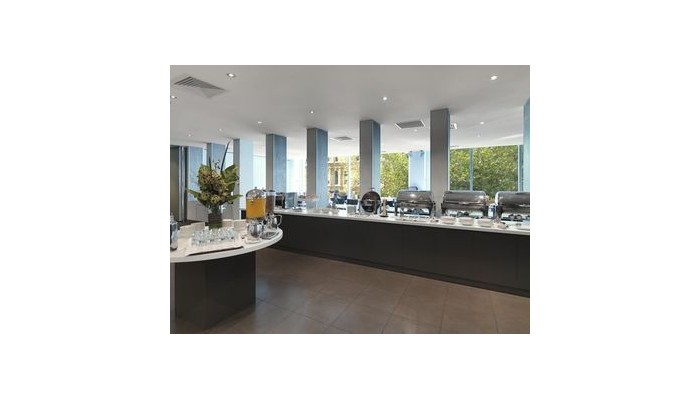 Hotel Oaks On Collins poza 0