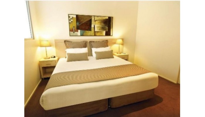 Hotel Oaks On Lonsdale poza 3