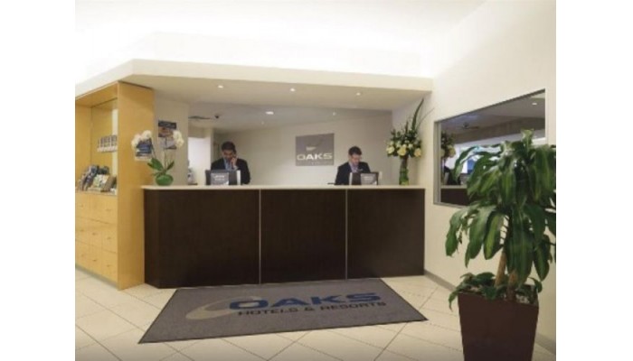 Hotel Oaks On Lonsdale poza 4