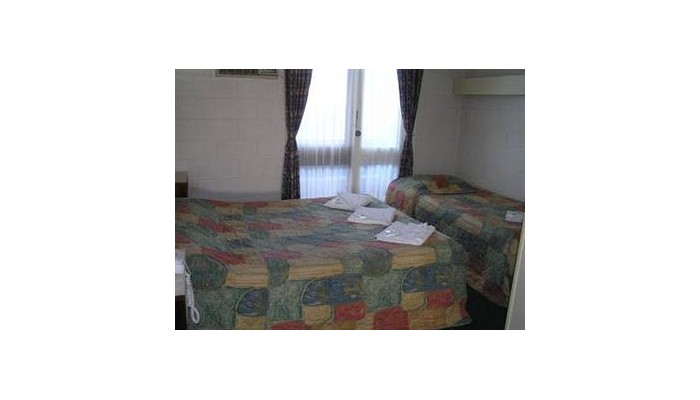 Hotel Pathfinder Motel poza 6