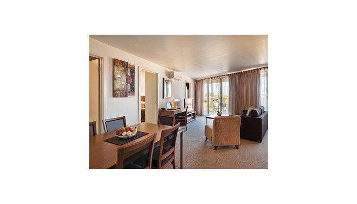 Hotel Quest Cheltenham poza 9