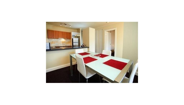 Hotel Quest On St Kilda Road poza 9