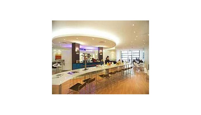 Hotel Ramada Encore Dandenong poza 3