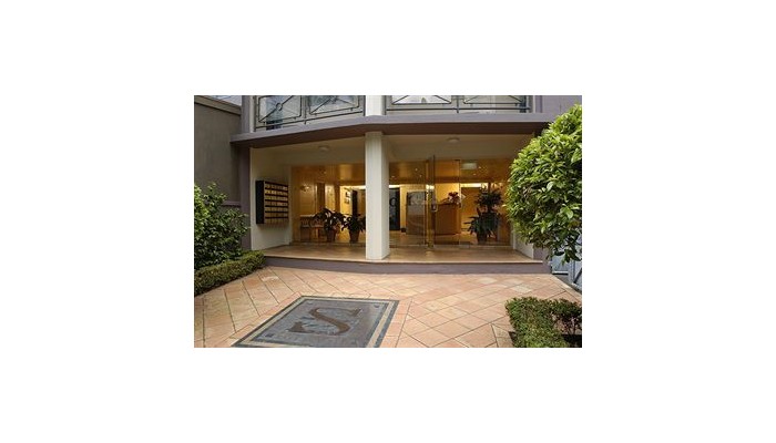 Stanton Apartments poza 10