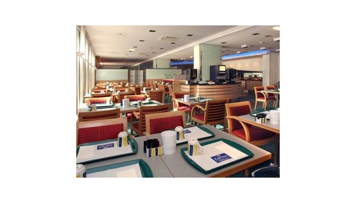 Hotel Holiday Inn Express Geneva Airport poza 10