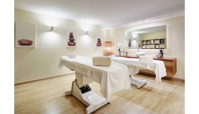 Hotel Grupotel Macarella Suites poza 1