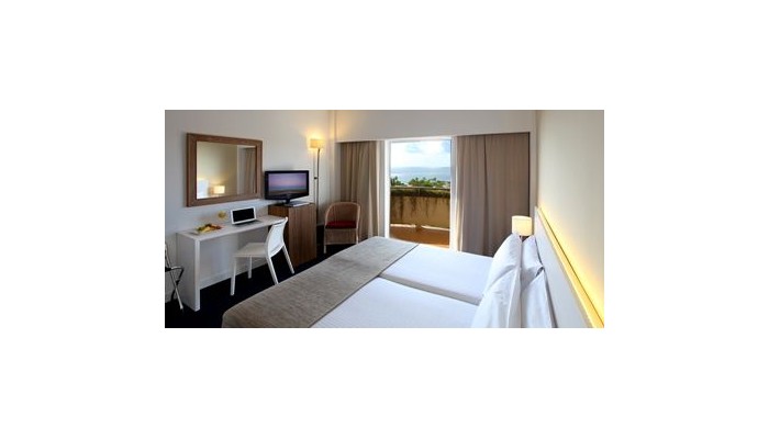 Hotel Portblue San Luis poza 8