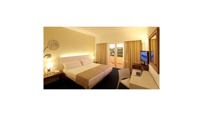 Hotel Portblue San Luis poza 6