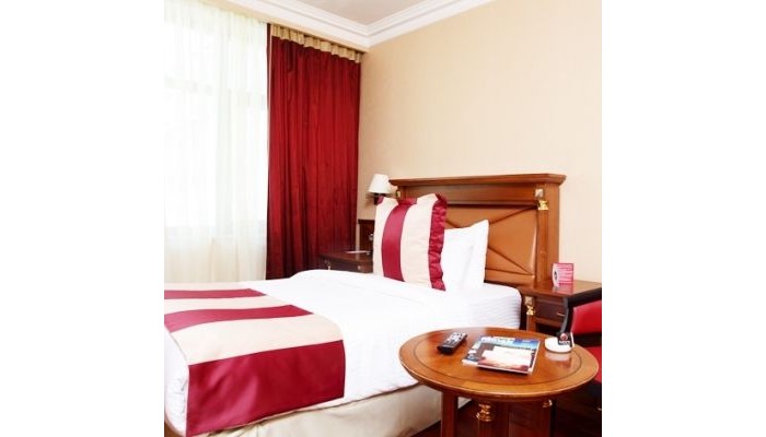 Hotel Crowne Plaza Minsk poza 3