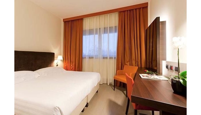 Una Hotel Modena poza 6