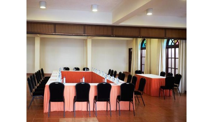 Neptune Beach Resort poza 9