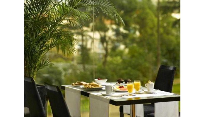 Hotel Sercotel Ciutat De Montcada poza 6