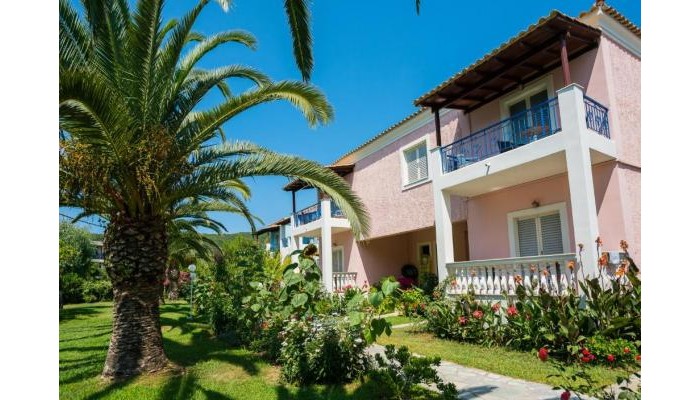 Three Stars Beach Hotel poza 0