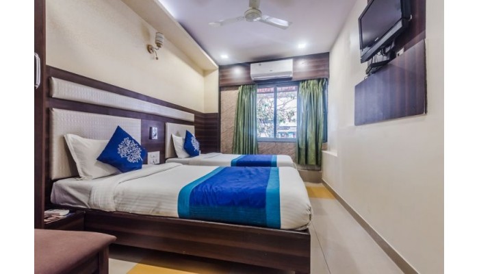 Oyo 328 Hotel Royal Annex poza 10