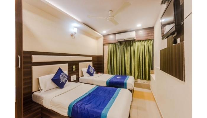 Oyo 328 Hotel Royal Annex poza 9