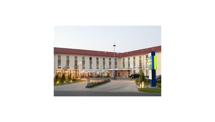 Hotel Holiday Inn Express Munich Airport poza 2