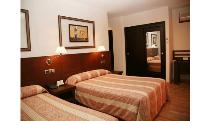 Cristina Hotel poza 6
