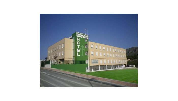 Hotel El Llano poza 1
