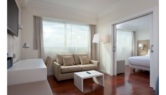 Hotel Nh Iruna Park poza 0