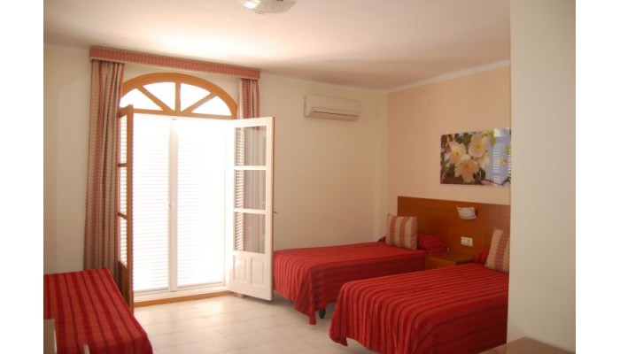 Hotel Hostal Marazul poza 1